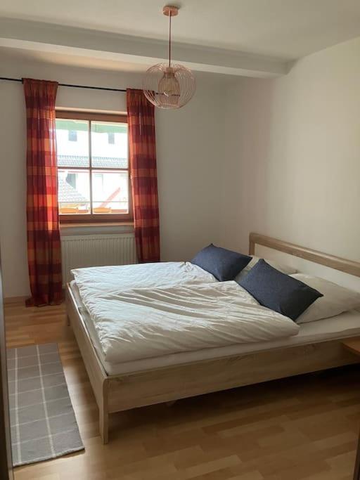 Grosszuegige, Helle 3,5 Zimmer Wohnung Балинген Екстериор снимка