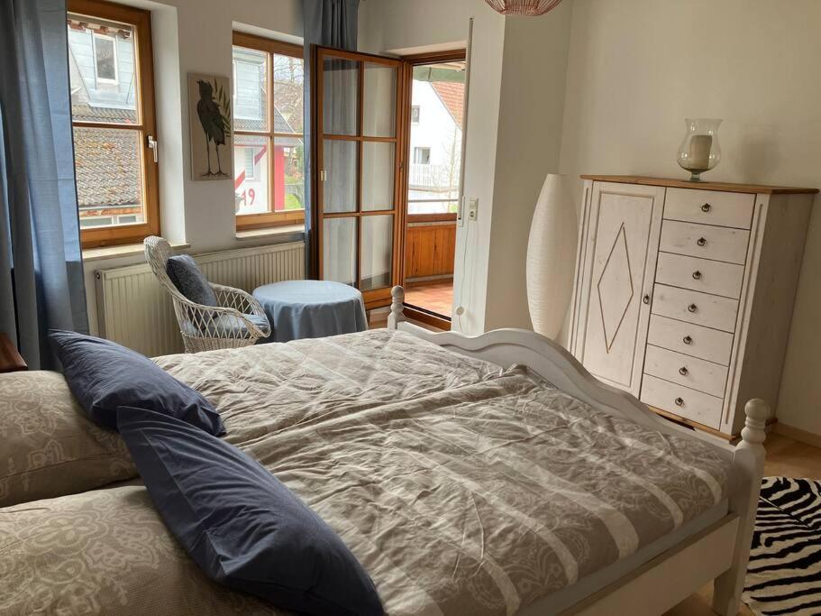 Grosszuegige, Helle 3,5 Zimmer Wohnung Балинген Екстериор снимка